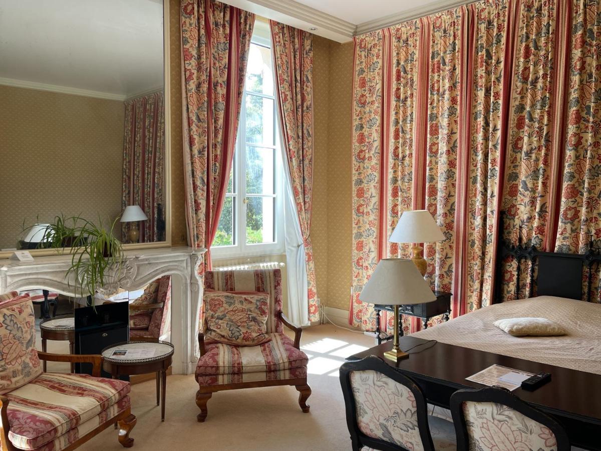 Отель Le Manoir De Bellerive Le Buisson-de-Cadouin Экстерьер фото