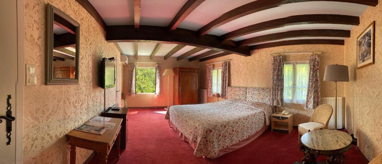 Отель Le Manoir De Bellerive Le Buisson-de-Cadouin Экстерьер фото