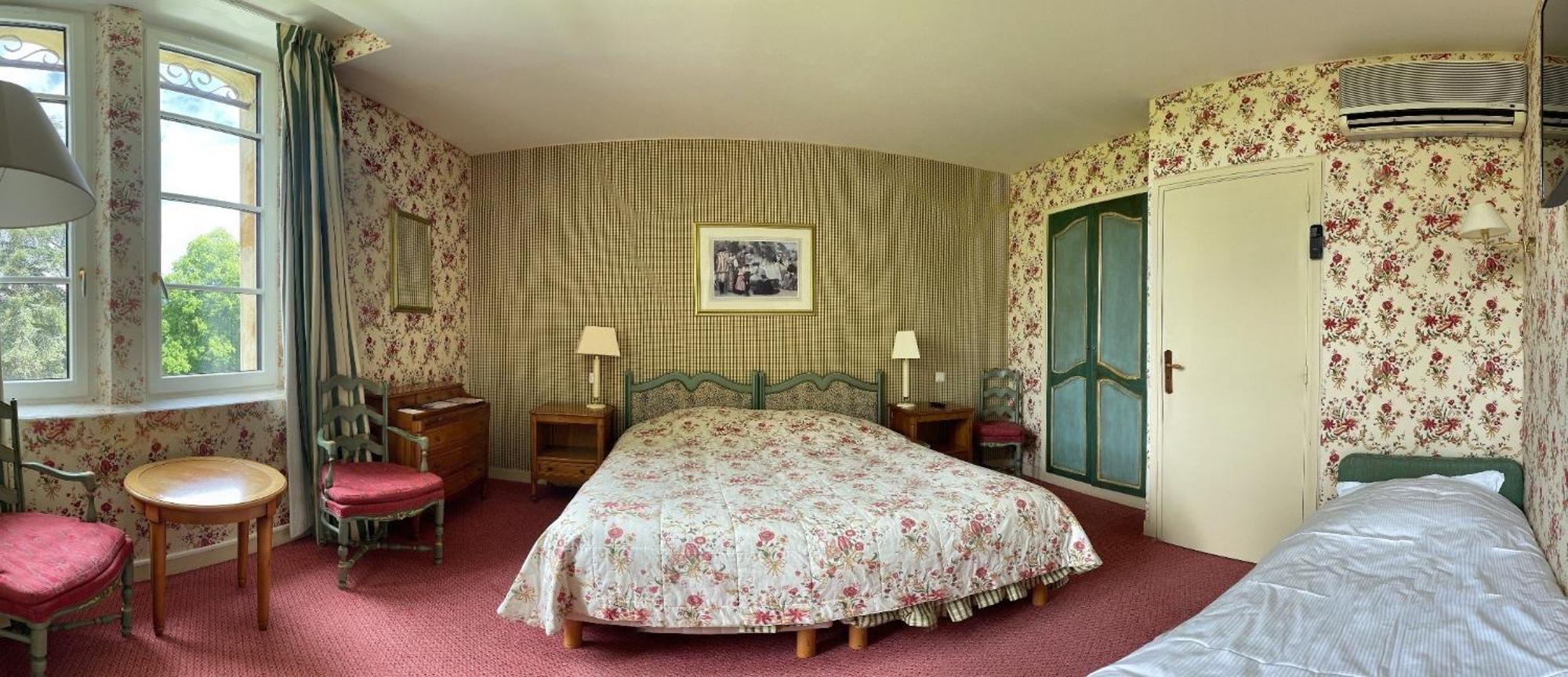 Отель Le Manoir De Bellerive Le Buisson-de-Cadouin Экстерьер фото