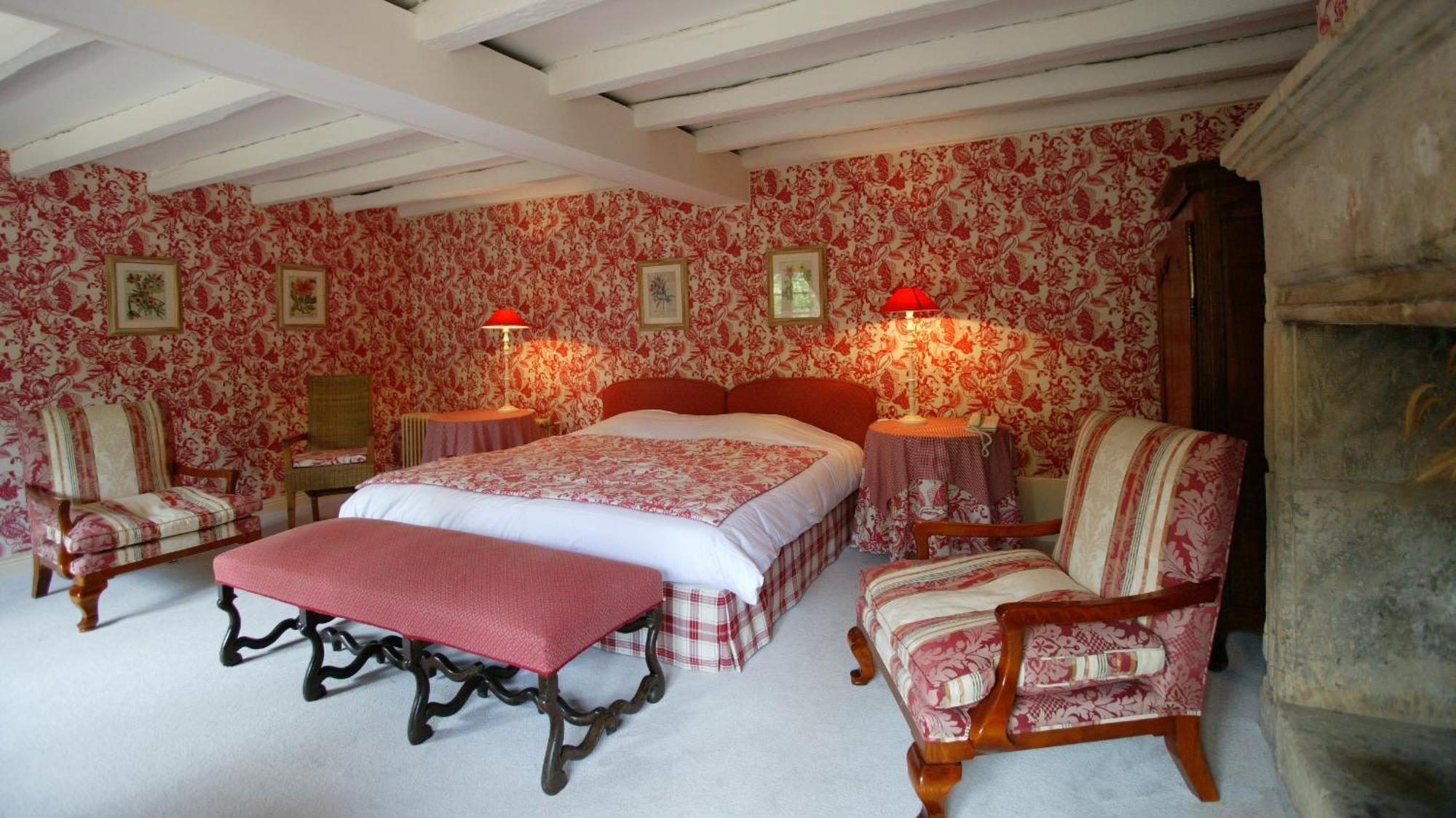 Отель Le Manoir De Bellerive Le Buisson-de-Cadouin Экстерьер фото
